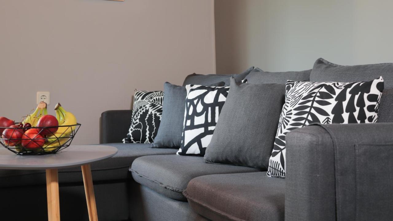 Spitakia-Cozy & Comfy Apartments 10Minutes From The Airport أرتيميدا المظهر الخارجي الصورة